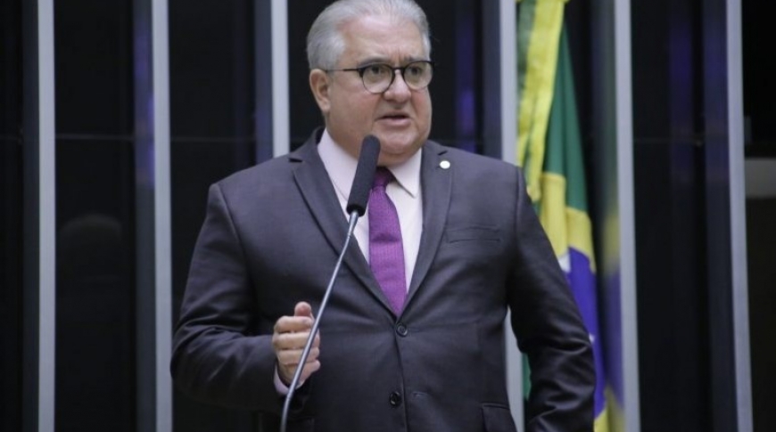 APROVADO PROJETO QUE PERMITE ABATER DO IR GASTOS COM REMÉDIOS PARA QUEM GANHA ATÉ R$ 3,6 MIL